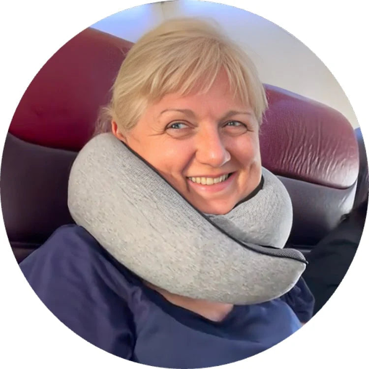 files/Flyhugz_neck_pillow_travel_1.jpg